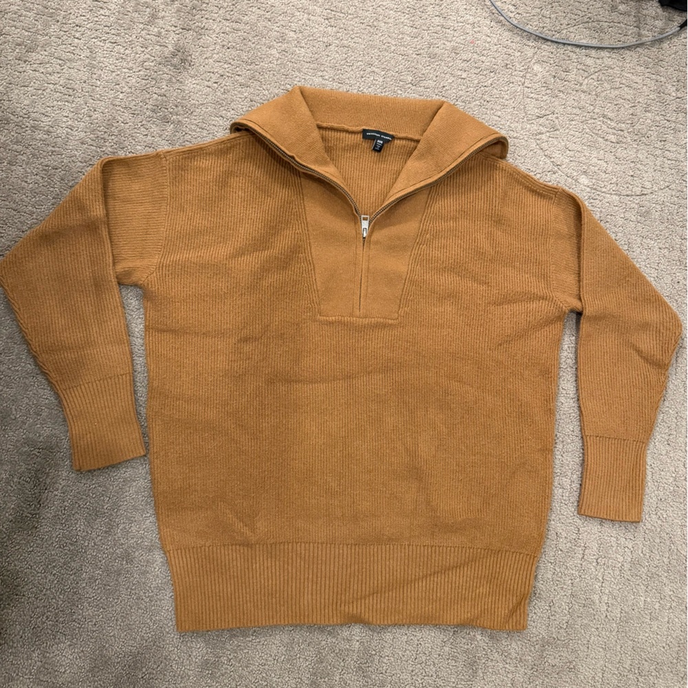 EUC Universal Standard Blanket Half-Zip Sweater (Cider Tan)